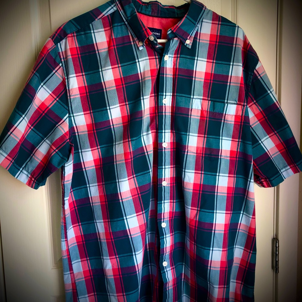 A red, white, and blue short sleeve flannel!